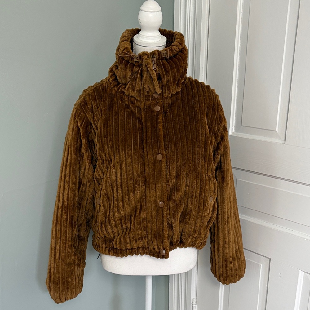 BDG Urban Outfitters Brown Corduroy Velvet Cropped Puffer Coat Jacket Size XS